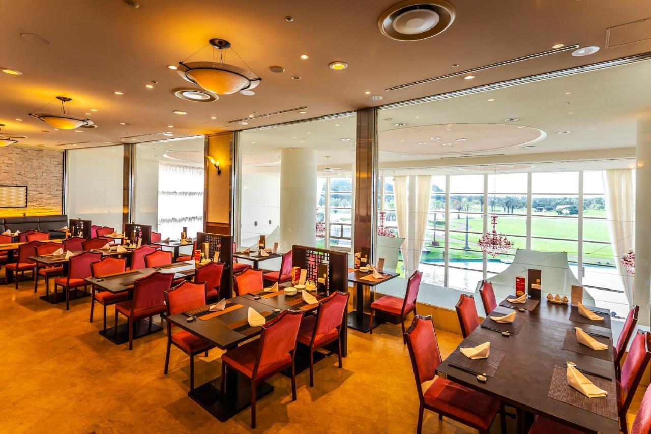 Ana Holiday Inn Resort Miyazaki By Ihg Exterior foto