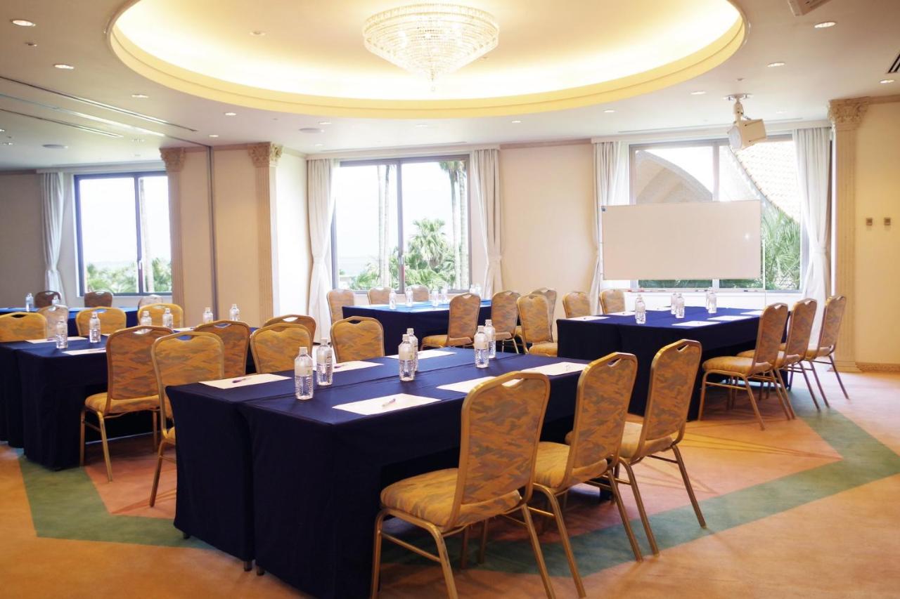 Ana Holiday Inn Resort Miyazaki By Ihg Exterior foto